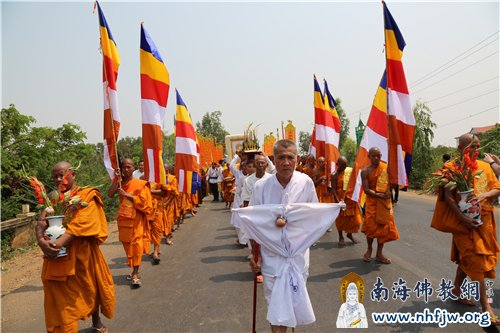 柬埔寨王国的本老舍利护法队伍