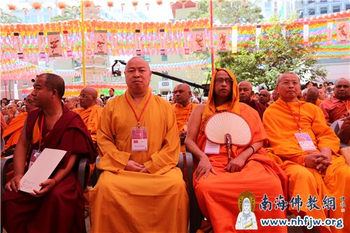 印顺大和尚出席韩国曹溪寺超荐祈福法会 摄影:顿俊