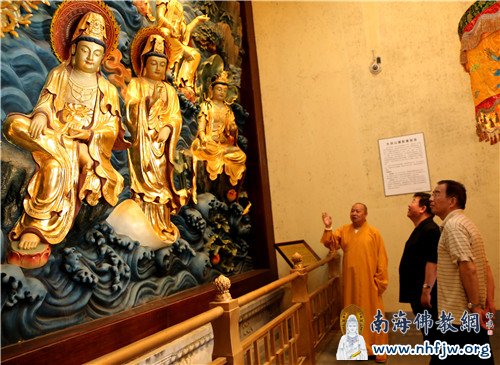 印顺大和尚介绍佛菩萨圣像代表的意义与精神 摄影:顿俊