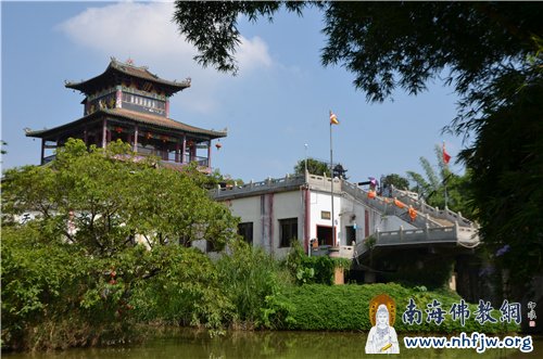 龙兴寺外景