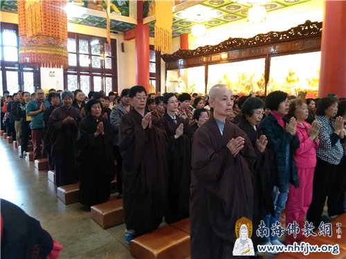 虔心诵经
