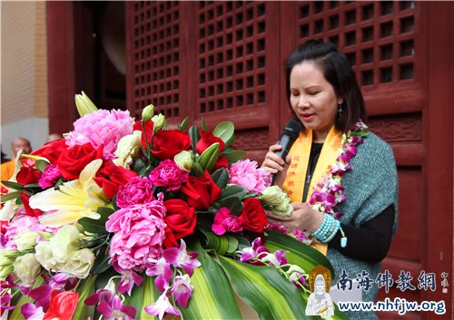 佛舍利捐赠者讲述佛舍利的来源及捐赠缘起